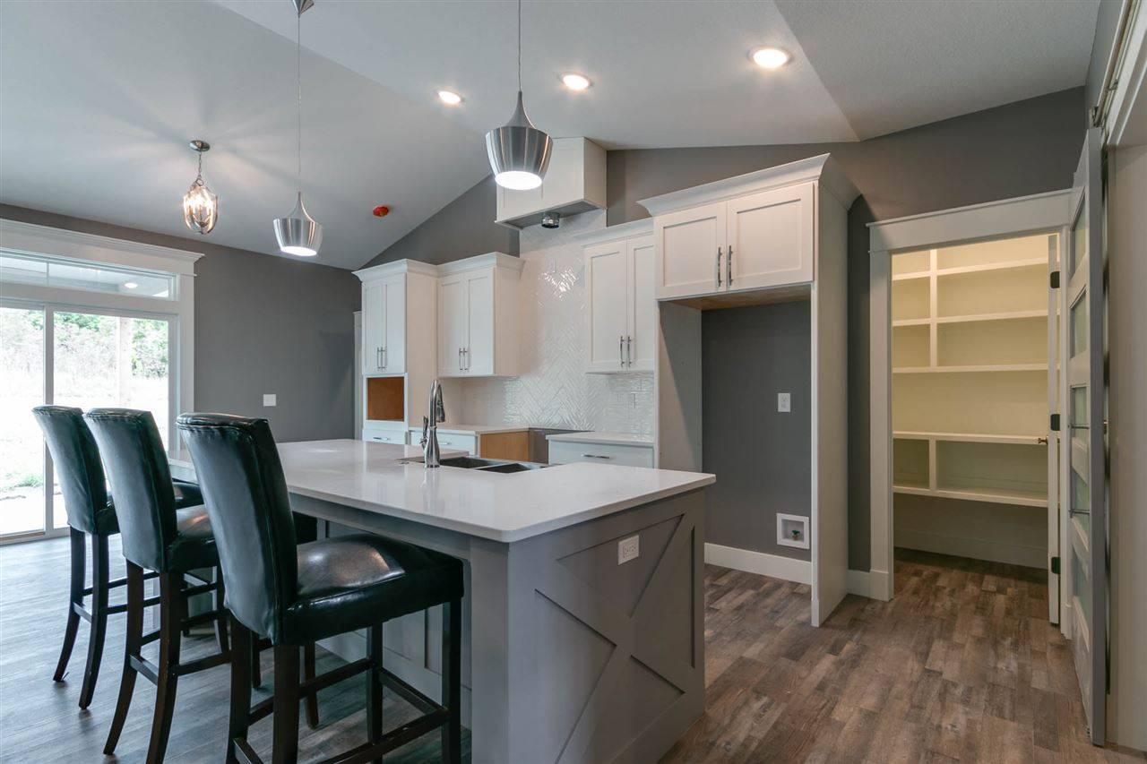 St. George, KS 66535,525 Prairie Meadow RD