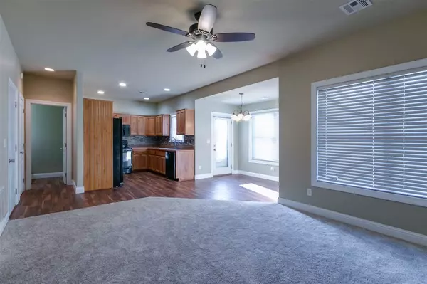 Wamego, KS 66547,805 14th ST