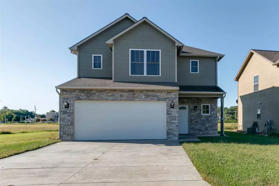 805 14th ST, Wamego, KS 66547