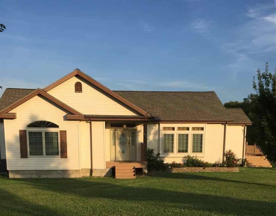 2071 Clarks Creek RD, White City, KS 66872