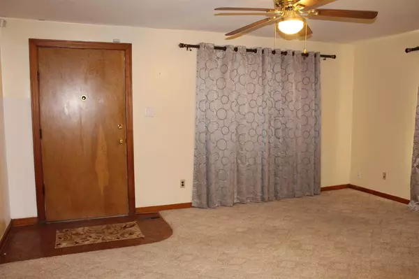 Topeka, KS 66605,3433 SE California AVE