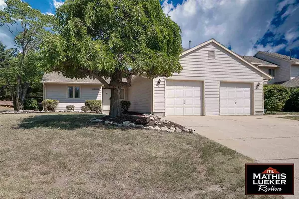 Junction City, KS 66441,1428 Woodland CIR