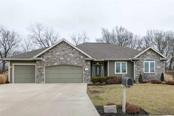 Manhattan, KS 66502,4433 Brookes CT