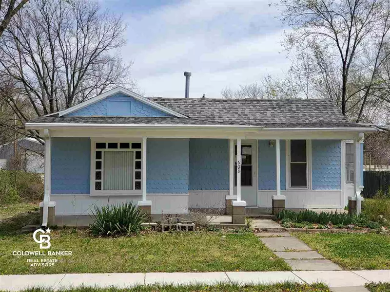 608 Kansas AVE, Alma, KS 66401