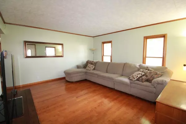 Abilene, KS 67410,608 NW 2nd ST