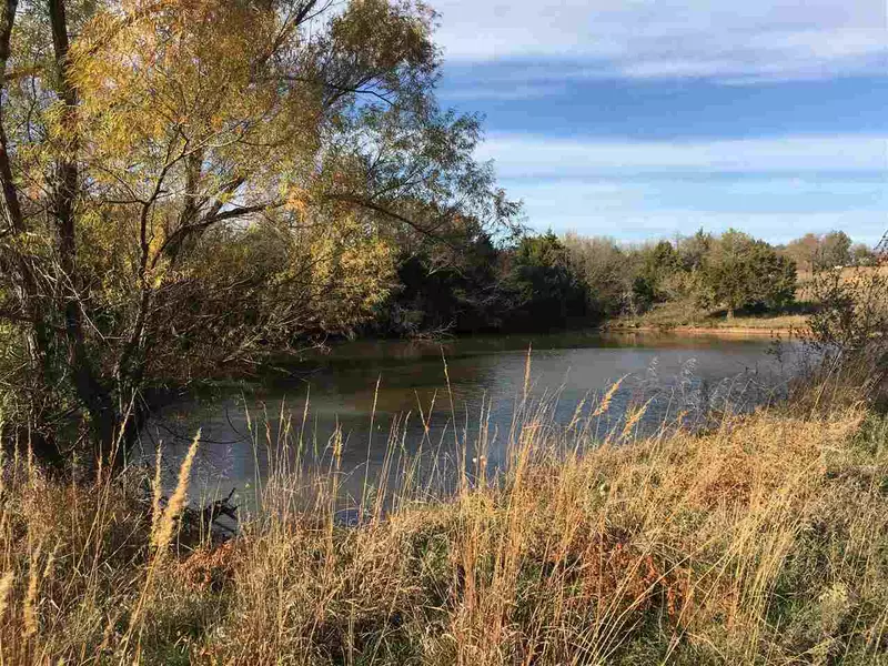 0000 Ava RD, Junction City, KS 66441