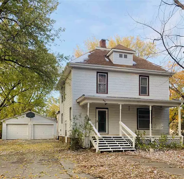 228 W Elm ST, Waterville, KS 66548