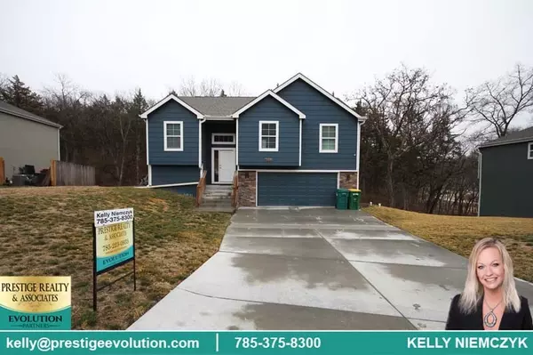 Manhattan, KS 66503,4931 Shadowridge DR