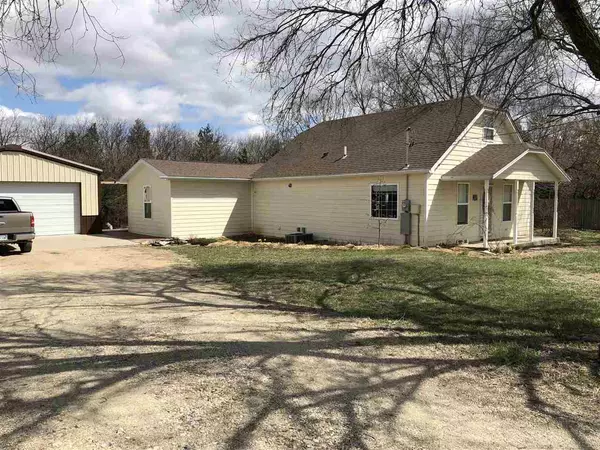 324 N Nadeau ST, Palmer, KS 66962