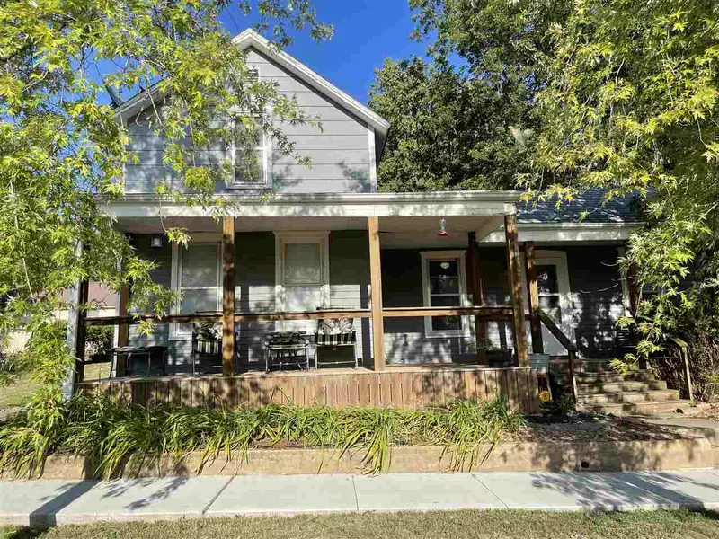 312 Ohio ST, Alma, KS 66401