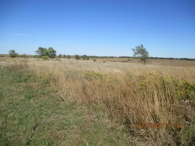 2370 G AVE, White City, KS 66872