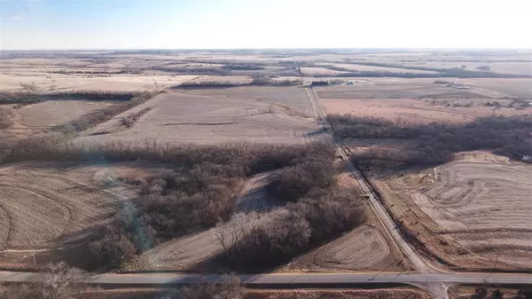 Harveyville, KS 66431,00000 Harveyville RD