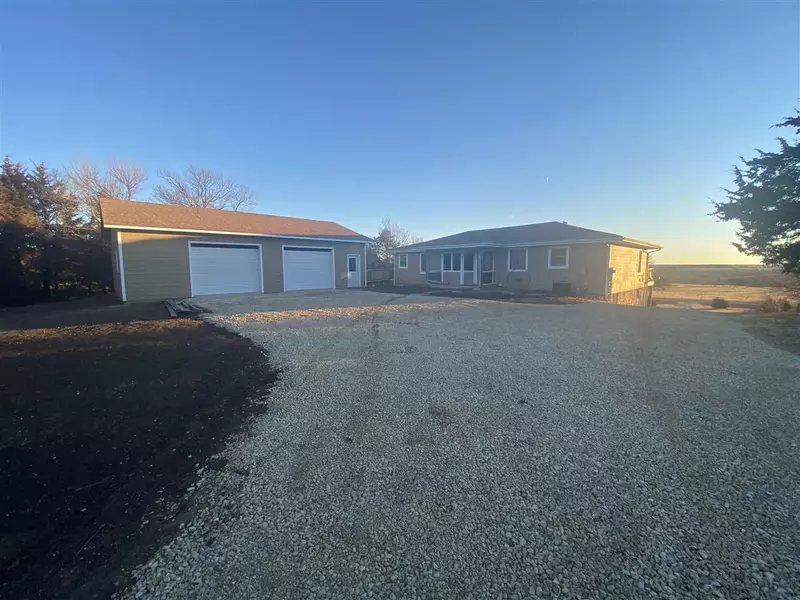 9270 Barton RD, Leonardville, KS 66449