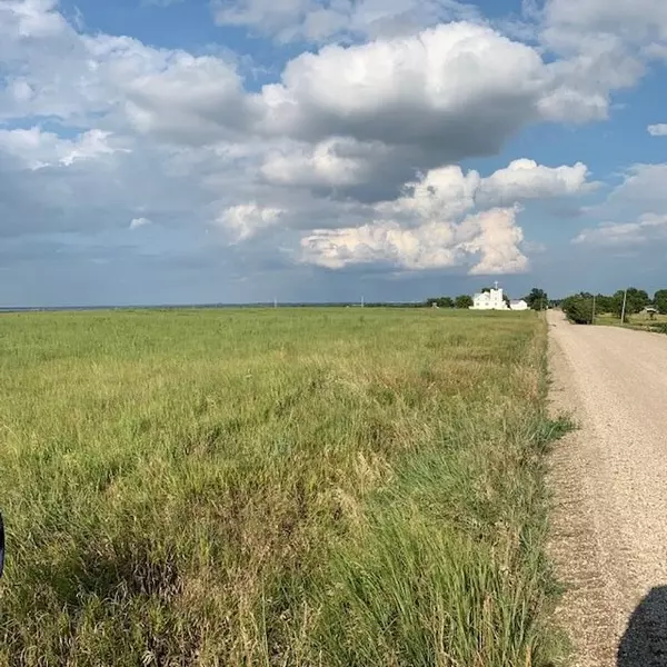 00000 3300 Avenue, Chapman, KS 67431