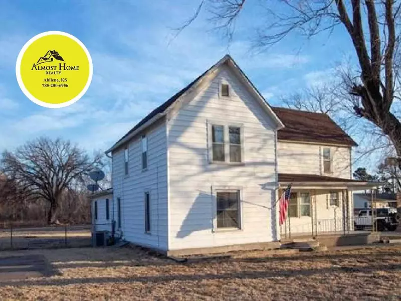 771 Old 40 HWY, Abilene, KS 67410