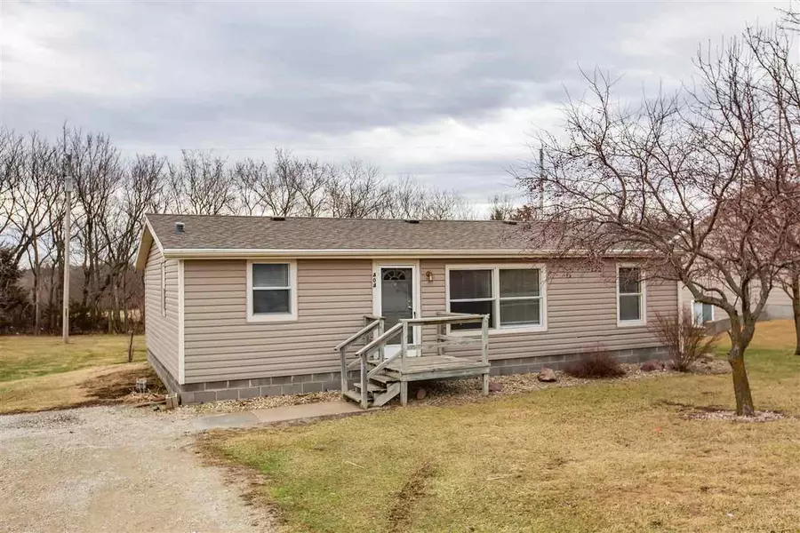 404 Quail Drive, Westmoreland, KS 66549