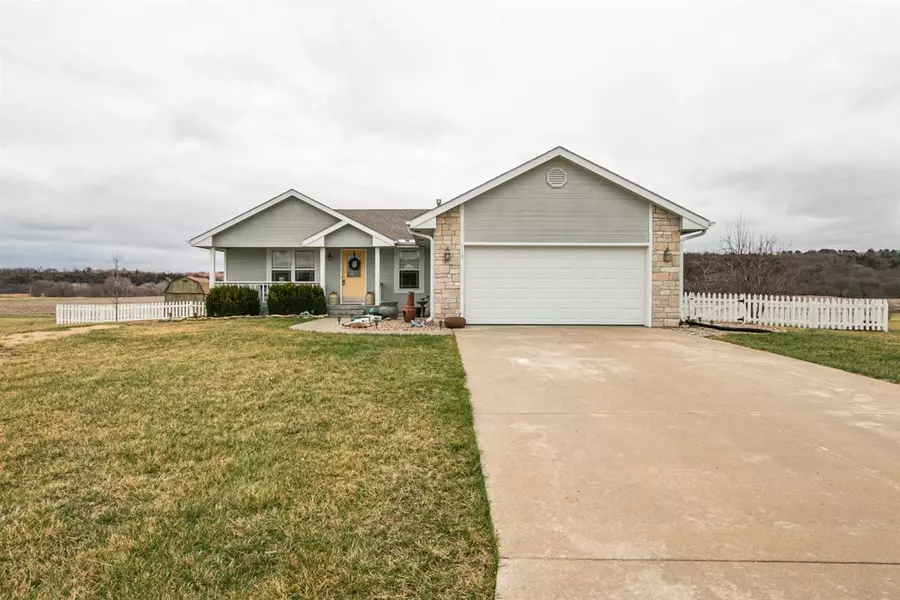 116 Parkview ST, Alma, KS 66401