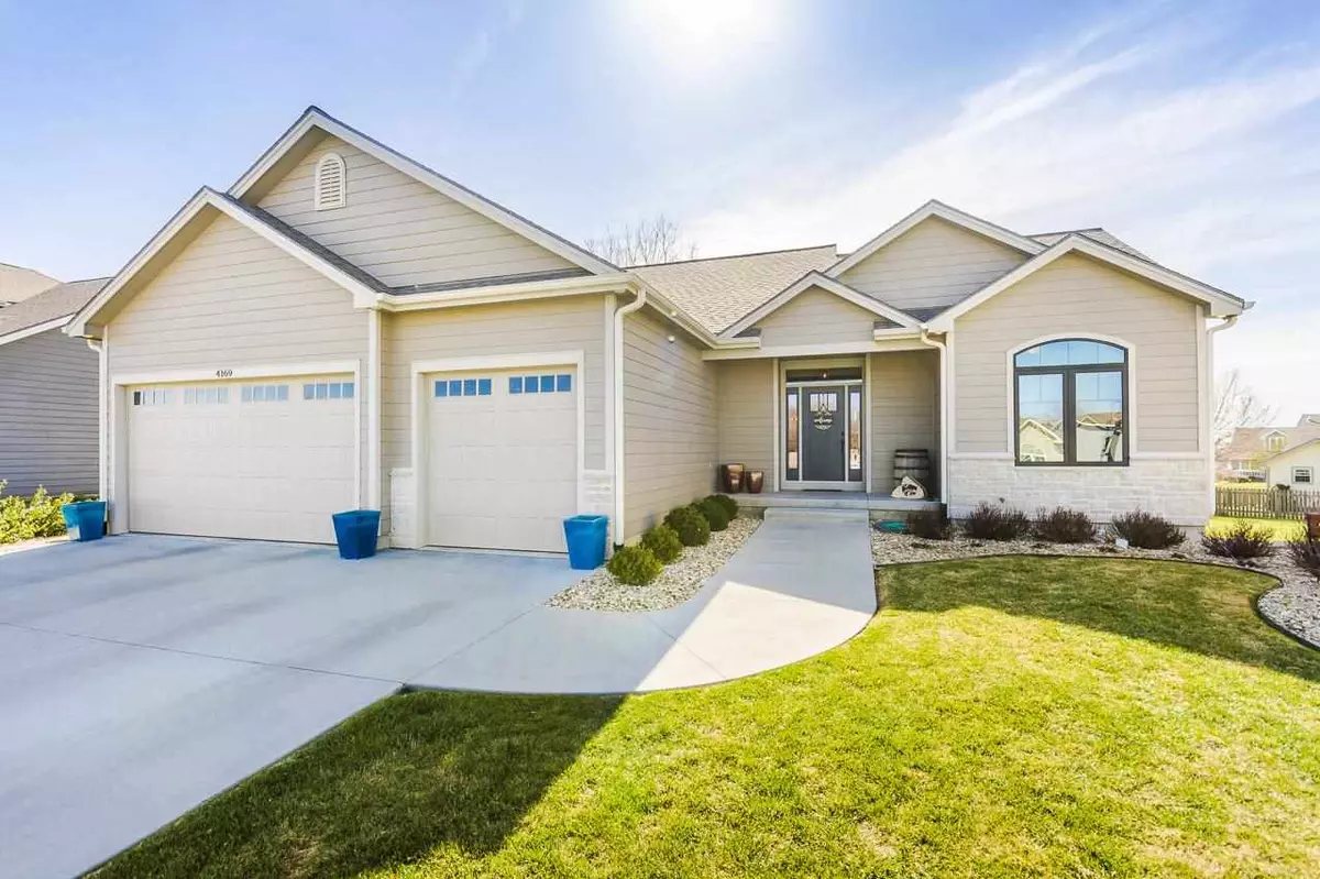 Manhattan, KS 66502,4169 McMillin LN