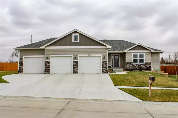 Manhattan, KS 66502,8775 N Kelliann WAY