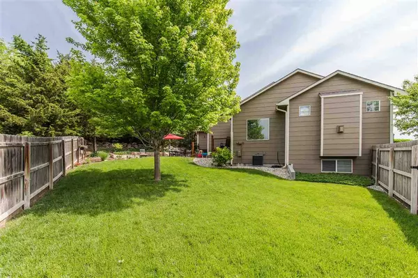 Manhattan, KS 66503,5100 Shadowridge DR