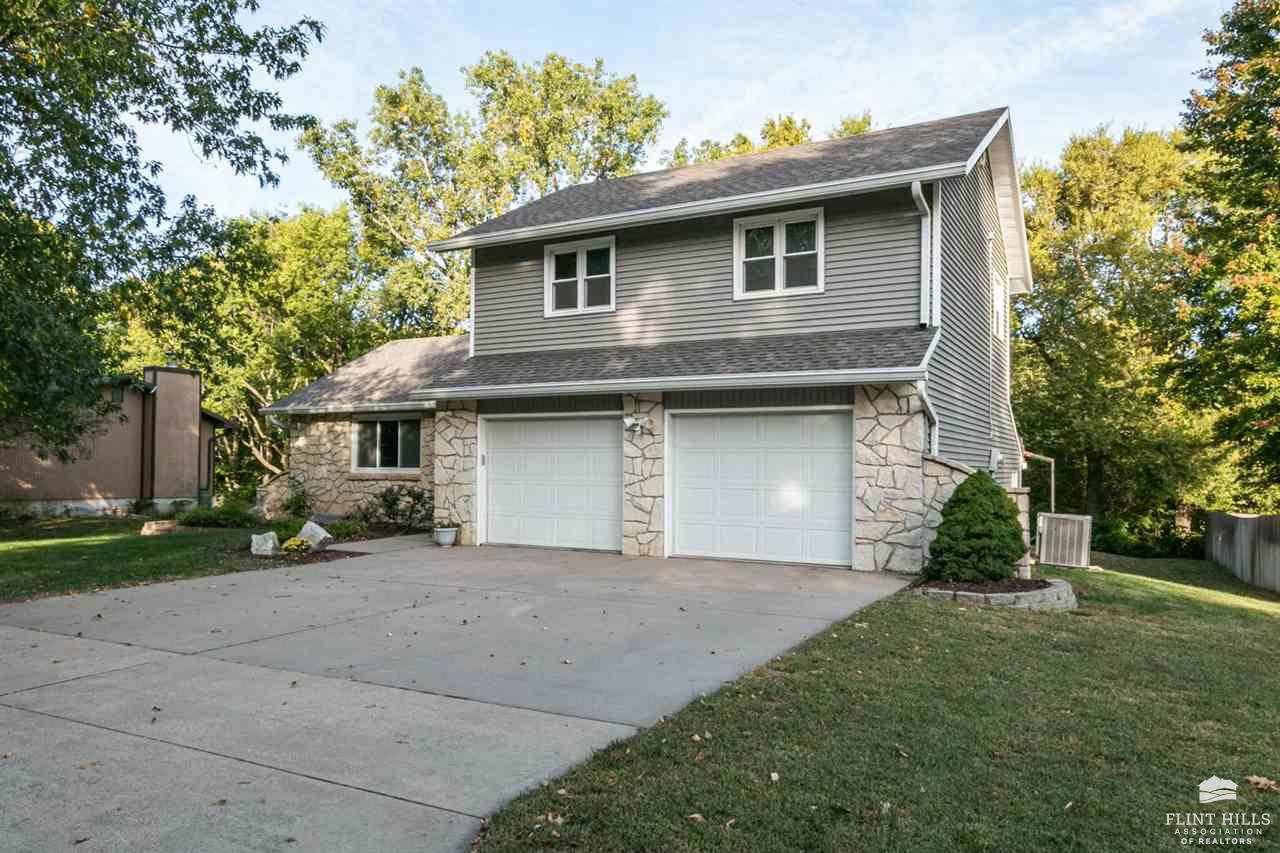 3022 Tumbleweed TER, Manhattan, KS 66502