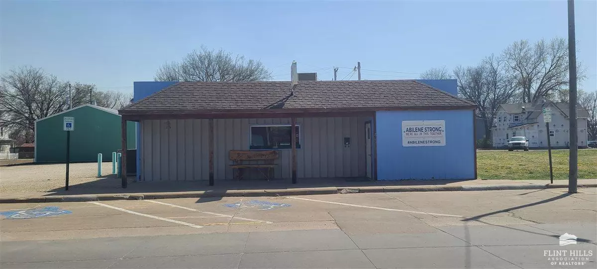 Abilene, KS 67410,209 W 1st ST