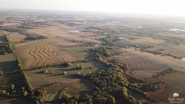 Holton, KS 66436,00000 222nd RD