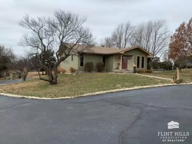 7622 Old Milford RD, Milford, KS 66514