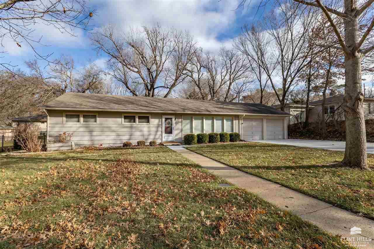 Manhattan, KS 66502,309 Valley DR
