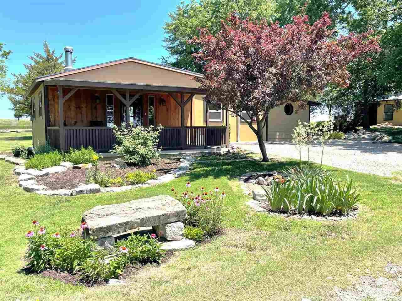 Council Grove, KS 66846,1268 Kelso RD