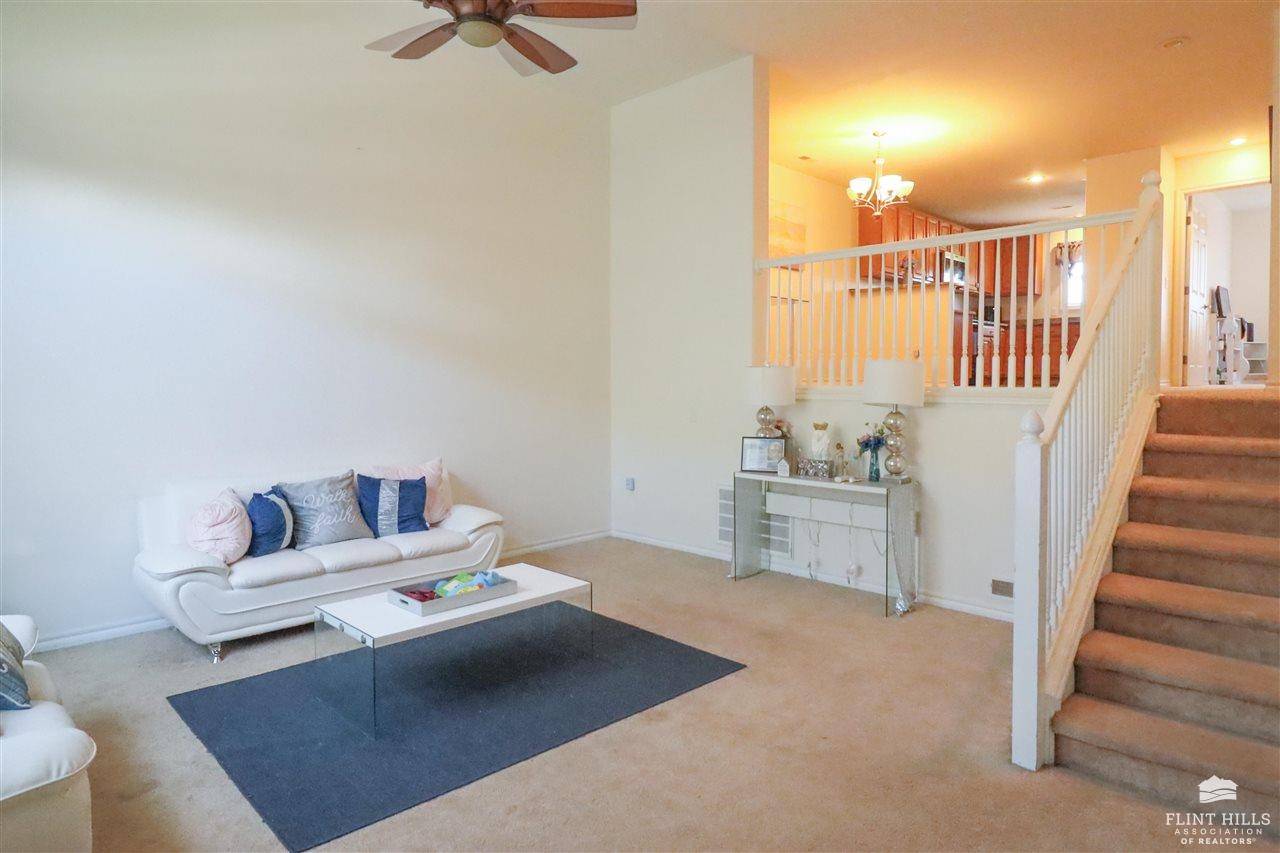 Junction City, KS 66441,2 Fuller CIR