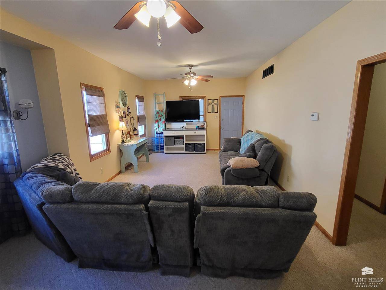 Junction City, KS 66441,1220 N Adams ST