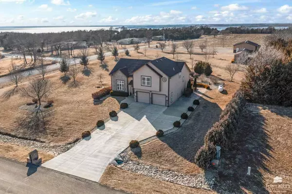 Milford, KS 66514,11312 Farnum Run