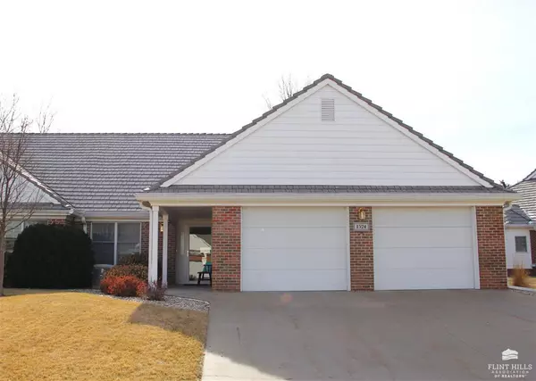 Manhattan, KS 66502,1524 Williamsburg Drive