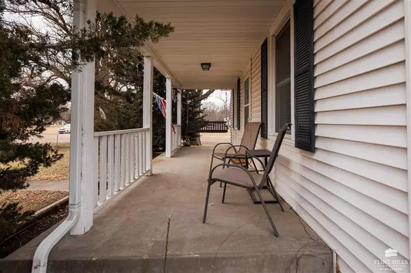 Paxico, KS 66526,403 Topeka AVE