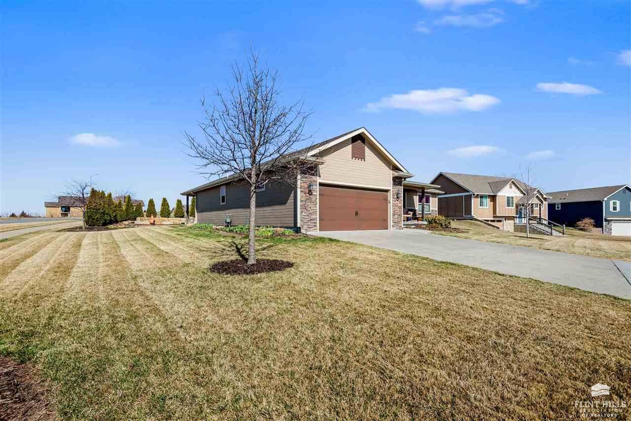 Manhattan, KS 66503,1004 Lesmer CIR