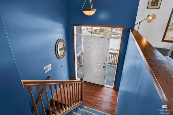 Manhattan, KS 66503,3609 Everett