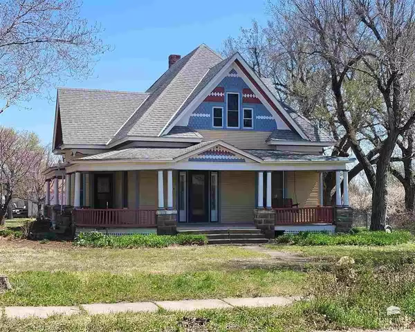 Hope, KS 67451,303 E Broadway ST