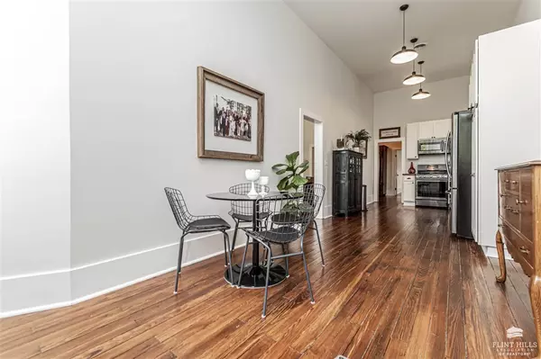 Abilene, KS 67410,217 W 1st ST