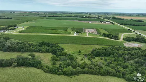 Marysville, KS 66508,1198 Lily Creek DR