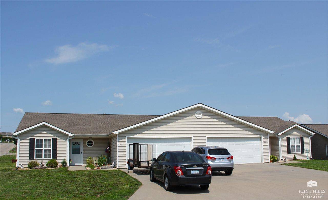 501-503 Stonedale Drive, Manhattan, KS 66502