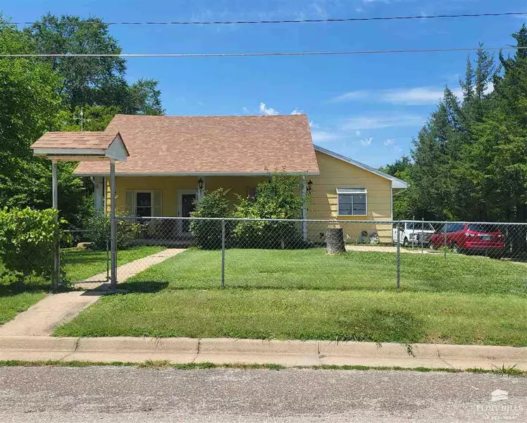 103 S Lincoln ST, Enterprise, KS 67441