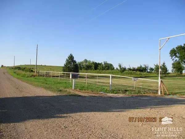 Council Grove, KS 66846,1353 S 200 RD