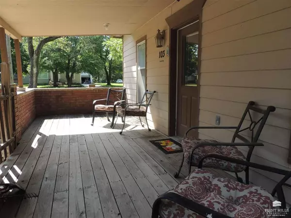 Leonardville, KS 66449,103 NE Erpelding AVE