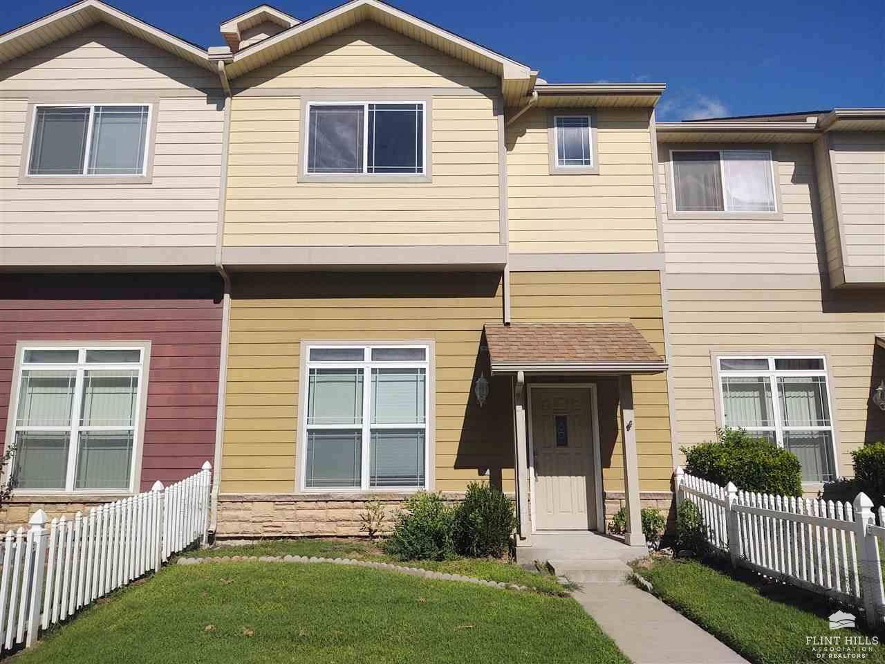 44 Fuller Circle, Junction City, KS 66441