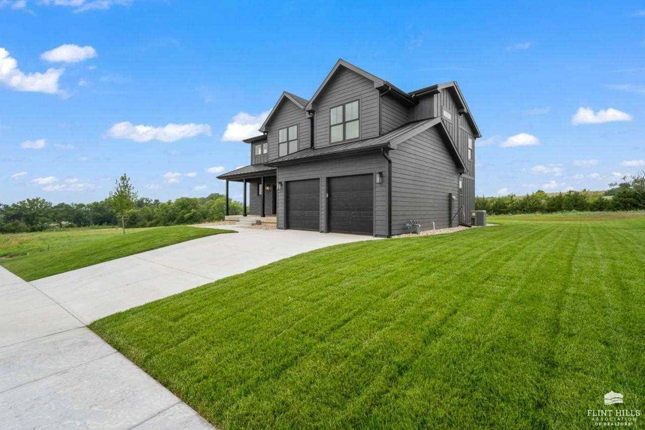 Manhattan, KS 66502,4872 High Prairie DR