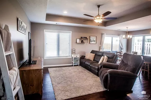 St. George, KS 66535,106 Prairie Meadow