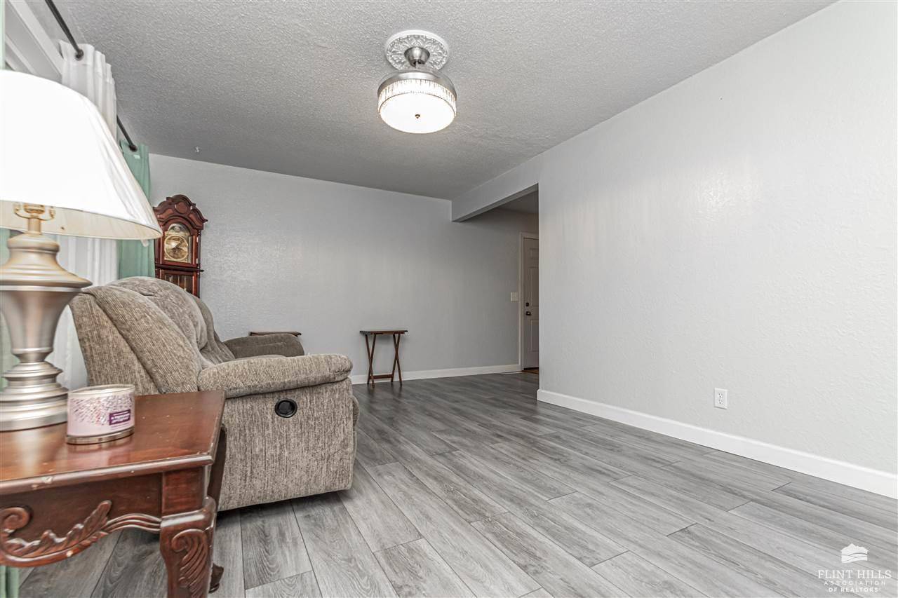 Junction City, KS 66441,929 S Garfield ST