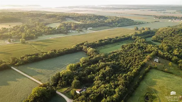 Perry, KS 66073,00000 21st ST