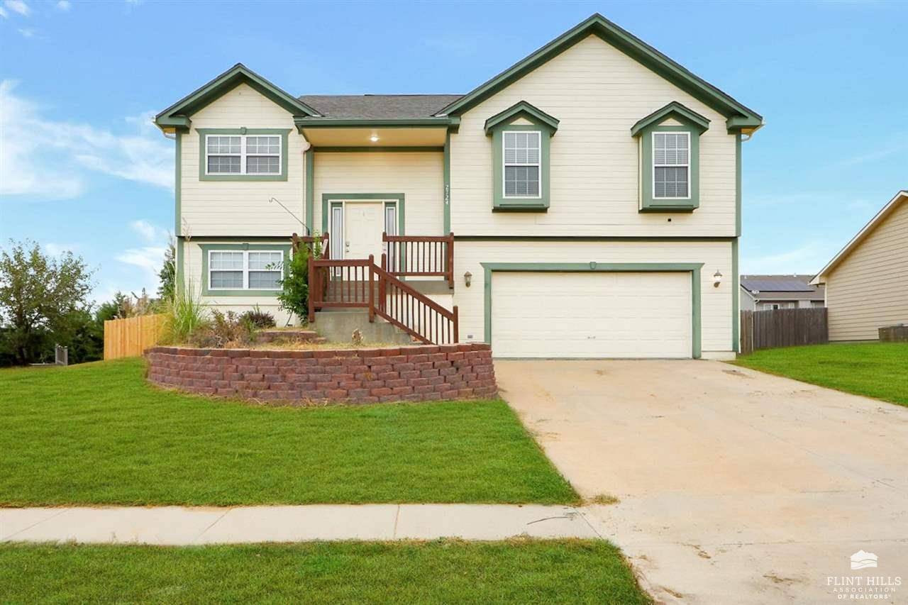 Junction City, KS 66441,2724 Valley DR
